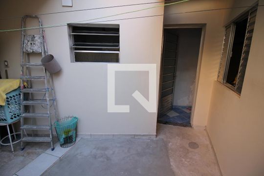 Área de Serviço de casa para alugar com 4 quartos, 120m² em Brás, São Paulo