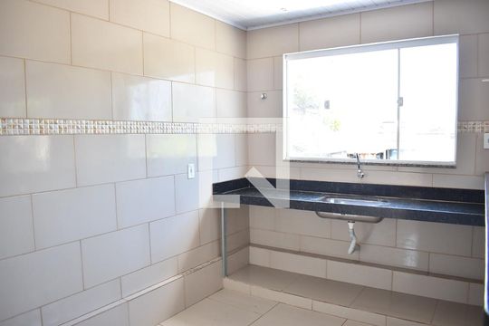 Cozinha de casa para alugar com 3 quartos, 80m² em Campo Grande, Rio de Janeiro