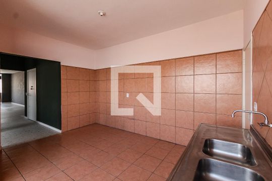 Cozinha de apartamento para alugar com 2 quartos, 147m² em Centro Histórico, Porto Alegre