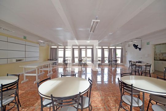 Área comum - Salão de festas de apartamento à venda com 1 quarto, 45m² em Santana, Porto Alegre