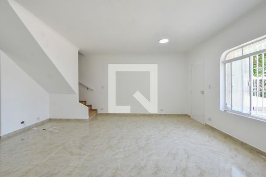 Sala  de casa à venda com 4 quartos, 159m² em Jardim Aeroporto, São Paulo