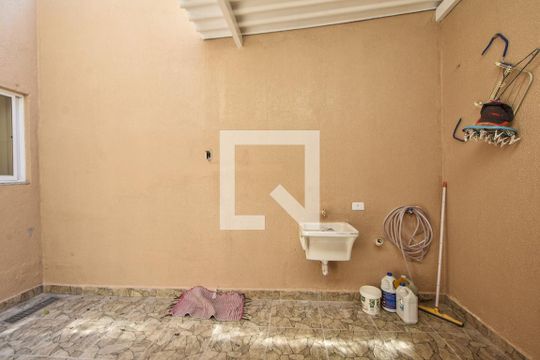 Lavanderia  de casa à venda com 4 quartos, 159m² em Jardim Aeroporto, São Paulo