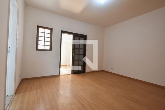 Suíte 01 de casa à venda com 4 quartos, 159m² em Jardim Aeroporto, São Paulo