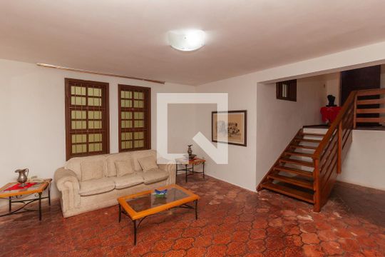 Sala 1 de casa à venda com 4 quartos, 200m² em Mauá, Novo Hamburgo