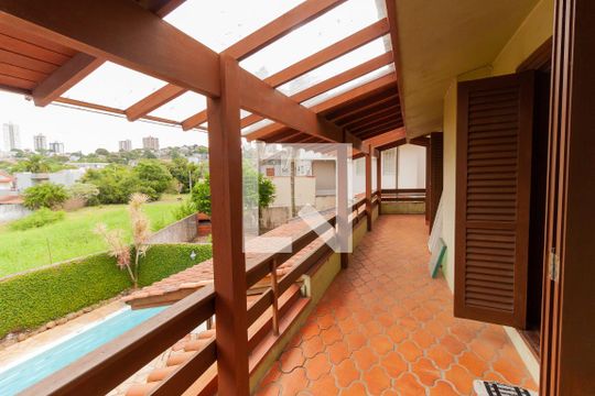 Sacada de casa à venda com 4 quartos, 200m² em Mauá, Novo Hamburgo
