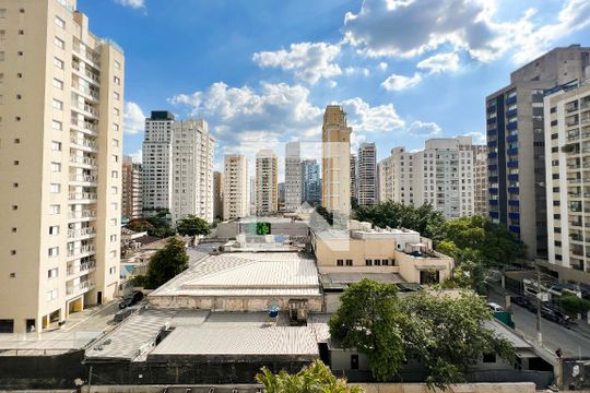 Vista de apartamento à venda com 3 quartos, 227m² em Vila Olímpia, São Paulo