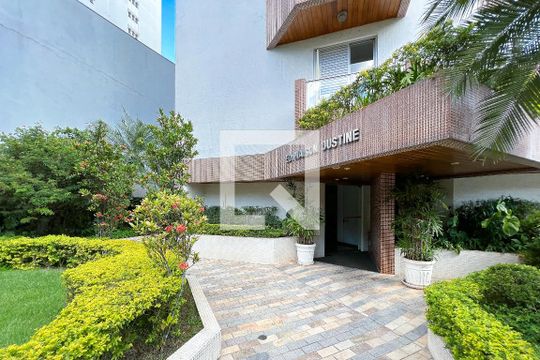 Fachada de apartamento à venda com 3 quartos, 227m² em Vila Olímpia, São Paulo