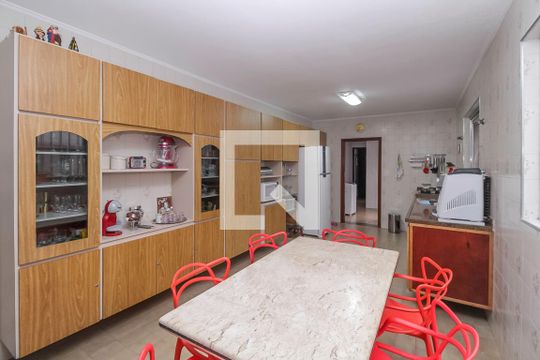 Cozinha de casa para alugar com 3 quartos, 249m² em Vila Lucia, São Paulo