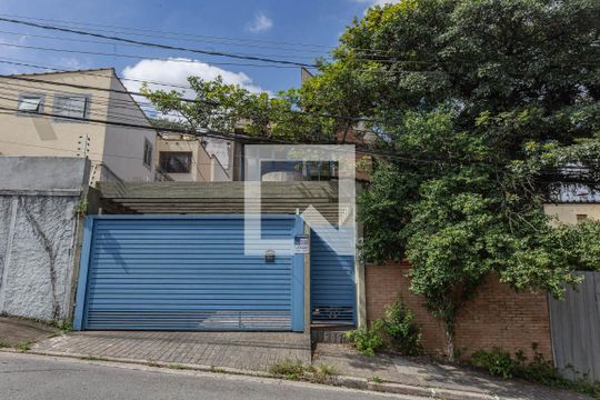 Fachada de casa à venda com 3 quartos, 280m² em Vila Moinho Velho, São Paulo