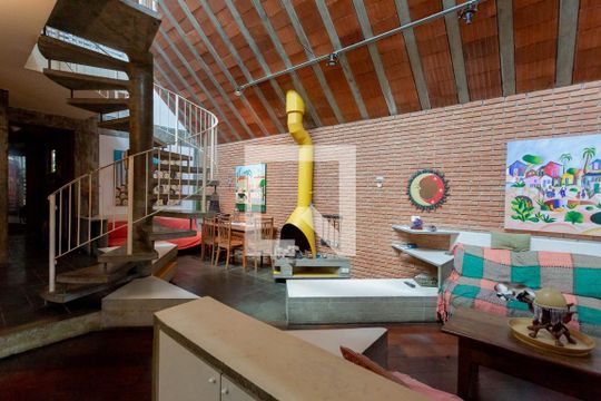 Sala de casa à venda com 3 quartos, 280m² em Vila Moinho Velho, São Paulo