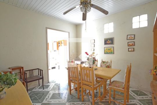 Sala de Jantar de casa para alugar com 5 quartos, 300m² em Cavalhada, Porto Alegre