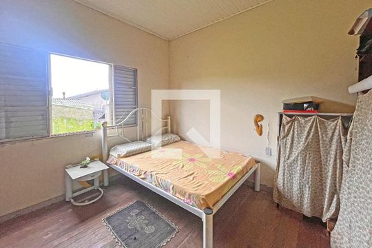 Casa para alugar com 5 quartos, 300m² em Cavalhada, Porto Alegre