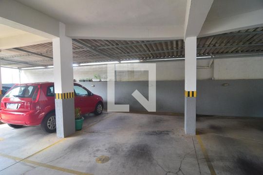 Garagem de apartamento à venda com 1 quarto, 58m² em Nossa Senhora das Graças, Canoas