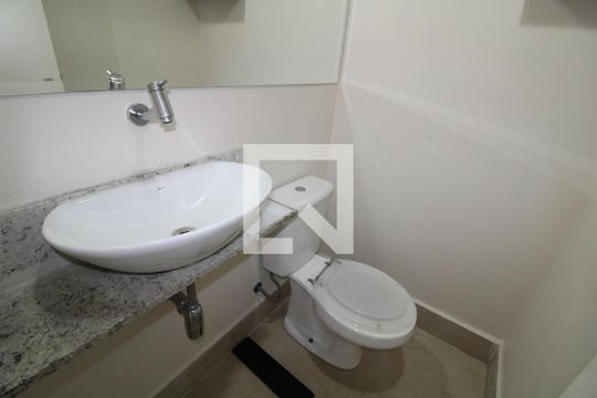 Lavabo de apartamento para alugar com 2 quartos, 90m² em Vila Graciosa, São Paulo
