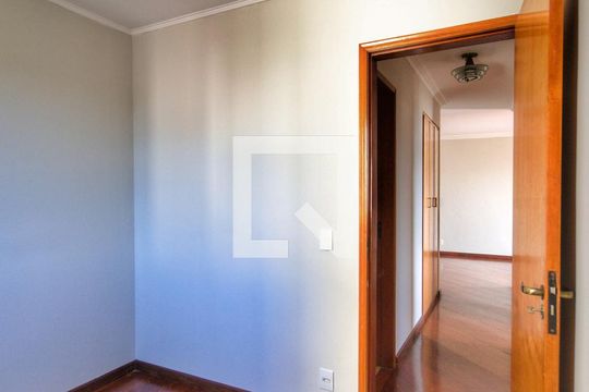 Apartamento para alugar com 3 quartos, 76m² em Vila Monumento, São Paulo