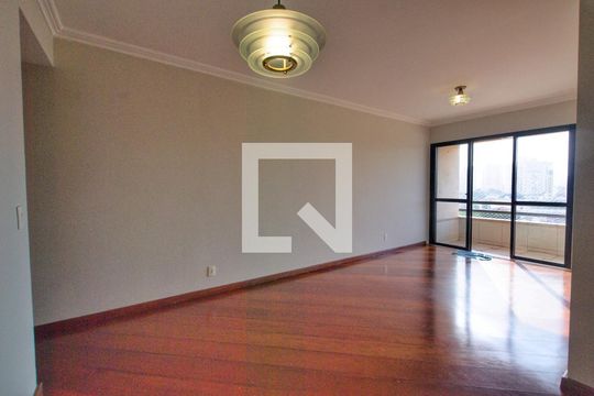 Apartamento para alugar com 3 quartos, 76m² em Vila Monumento, São Paulo