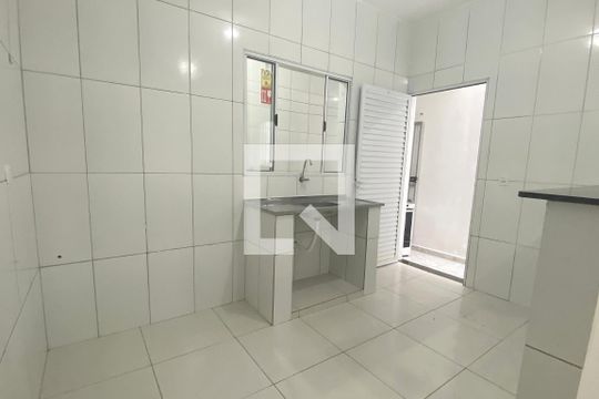 Cozinha de casa para alugar com 1 quarto, 56m² em Nova Aldeinha, Barueri