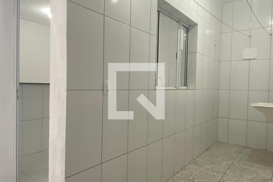 Área de Serviço de casa para alugar com 1 quarto, 56m² em Nova Aldeinha, Barueri