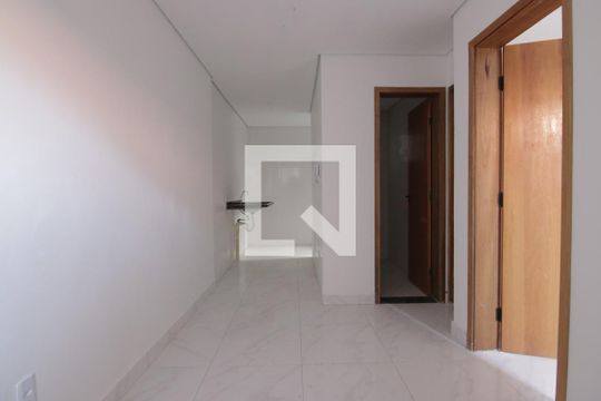 Sala de apartamento para alugar com 2 quartos, 35m² em Parque das Paineiras, São Paulo