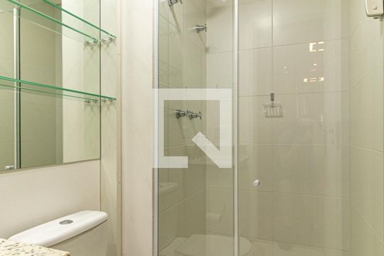 Banheiro - Box de kitnet/studio à venda com 1 quarto, 57m² em Santa Cecilia, São Paulo