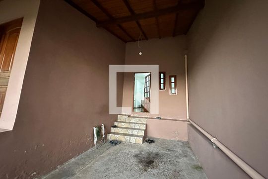 Garagem de casa à venda com 3 quartos, 130m² em Rondônia, Novo Hamburgo