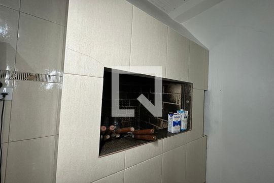Churrasqueira de casa à venda com 3 quartos, 130m² em Rondônia, Novo Hamburgo