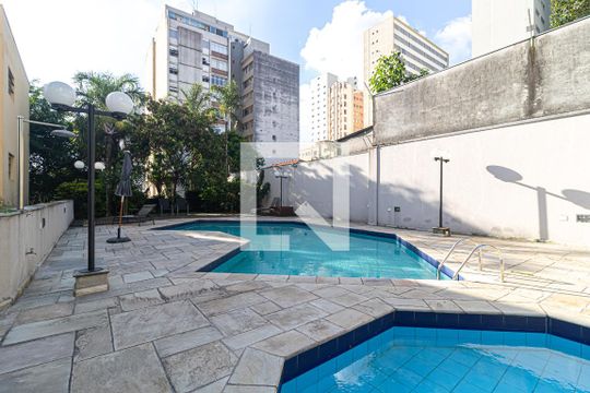 Piscina de apartamento para alugar com 1 quarto, 32m² em Vila Pompéia, São Paulo