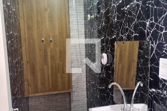 Banheiro de apartamento à venda com 3 quartos, 97m² em Aclimação, São Paulo