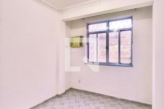 Quarto de apartamento à venda com 1 quarto, 70m² em Tijuca, Rio de Janeiro