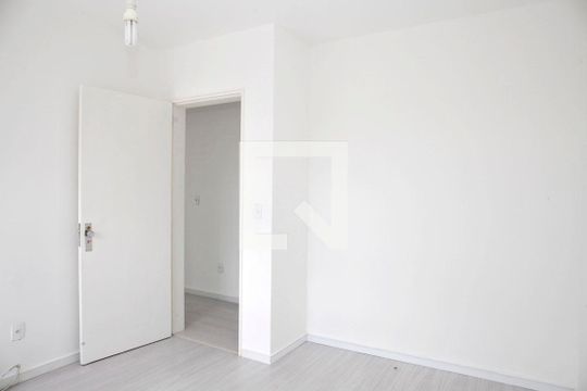 Quarto 2 de apartamento à venda com 2 quartos, 80m² em Jardim Itu, Porto Alegre