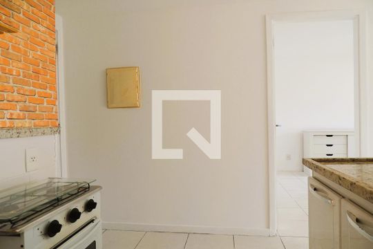Cozinha  de apartamento à venda com 1 quarto, 42m² em Jacarepaguá, Rio de Janeiro