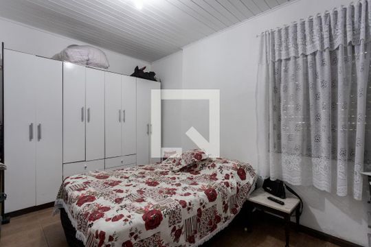 Quarto 1 de casa à venda com 6 quartos, 300m² em Passo D’areia, Porto Alegre