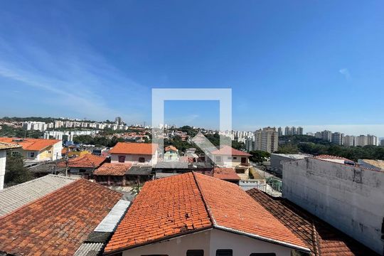 Vista de casa para alugar com 1 quarto, 25m² em Vila Butantã, São Paulo
