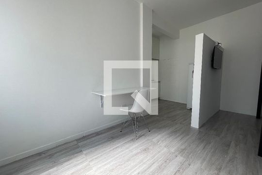 Studio  de casa para alugar com 1 quarto, 25m² em Vila Butantã, São Paulo