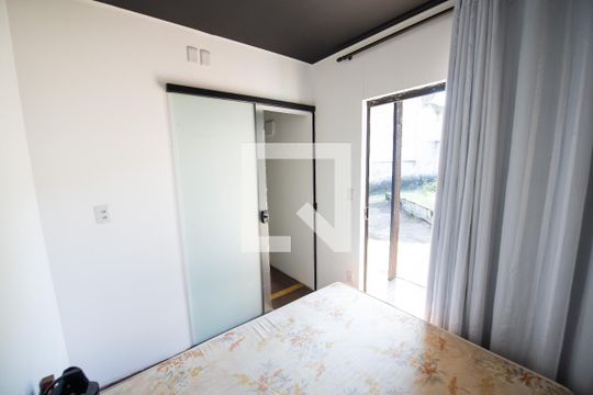 Quarto 1 de casa para alugar com 2 quartos, 40m² em Campos Elíseos, Taubaté