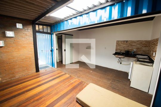 Sala e Cozinha de casa para alugar com 2 quartos, 40m² em Campos Elíseos, Taubaté