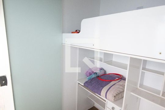 Quarto 2 de casa para alugar com 2 quartos, 40m² em Campos Elíseos, Taubaté