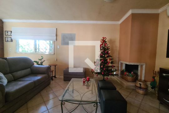 Casa à venda com 5 quartos, 378m² em Cristo Rei, São Leopoldo