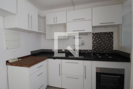 Cozinha de apartamento para alugar com 2 quartos, 76m² em Vila Terron, Sorocaba