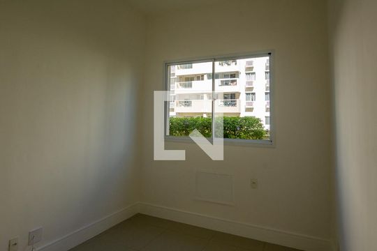 Suite 1 de apartamento à venda com 2 quartos, 69m² em Recreio dos Bandeirantes, Rio de Janeiro