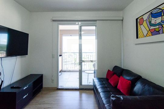 Sala de apartamento para alugar com 1 quarto, 73m² em Vila Guarani (z Sul), São Paulo