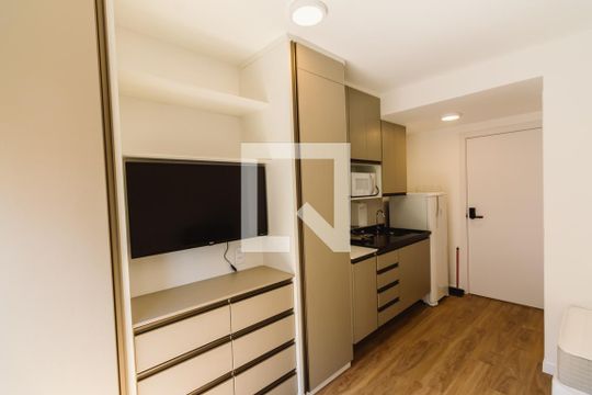 Sala de kitnet/studio à venda com 1 quarto, 24m² em Perdizes, São Paulo
