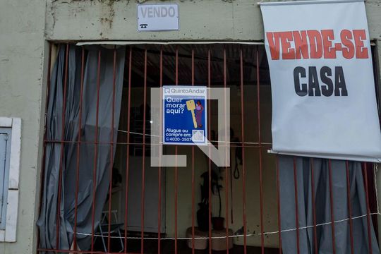 Fachada de casa para alugar com 3 quartos, 200m² em Santa Tereza, Porto Alegre