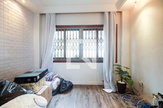 Casa à venda com 2 quartos, 200m² em Penha de França, São Paulo