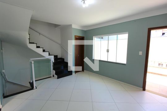 Sala de casa à venda com 2 quartos, 80m² em Vila Prudente, São Paulo