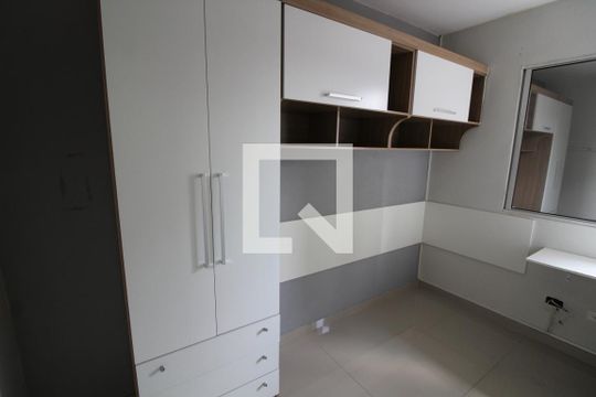 Quarto 2 de apartamento para alugar com 2 quartos, 65m² em Jardim Guairaca, São Paulo
