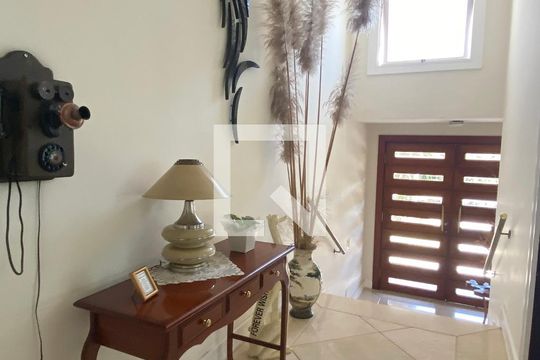 Hall de casa de condomínio à venda com 4 quartos, 462m² em Alphaville, Santana de Parnaíba