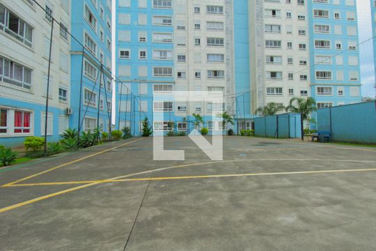 Quadra Esportiva  de apartamento à venda com 2 quartos, 49m² em Passo das Pedras, Porto Alegre