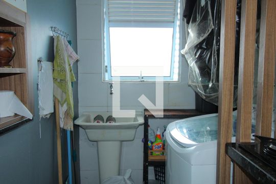 Área de  serviço  de apartamento à venda com 2 quartos, 49m² em Passo das Pedras, Porto Alegre