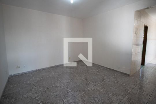 Sala de casa para alugar com 1 quarto, 79m² em Engenho do Porto, Duque de Caxias